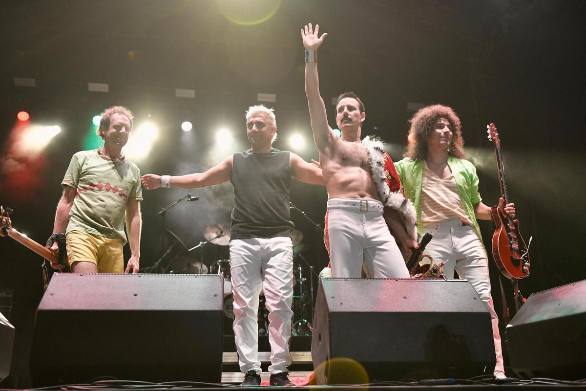 La banda al final de l'actuació