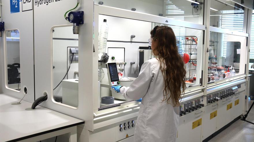 La UPC inaugura el Laboratori de l&#039;Hidrogen, una infraestructura científica &quot;única a Espanya&quot; i &quot;capdavantera a Europa&quot;