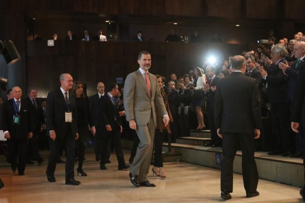 El rey Felipe VI inaugura la sexta edición del Foro Transfiere en el Palacio de Ferias y Congresos de Málaga.