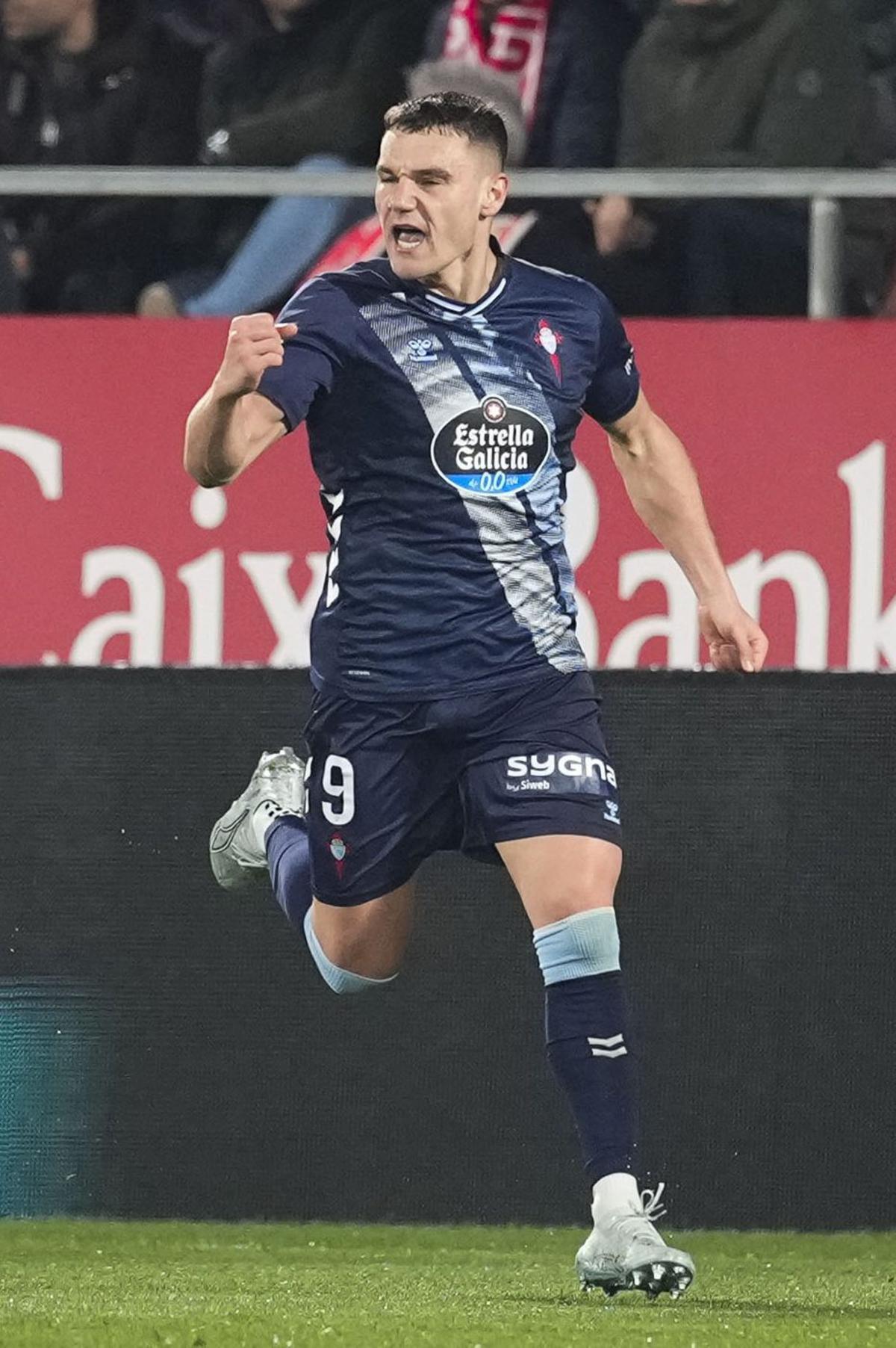 Jutglá celebra su gol en Girona. | EFE