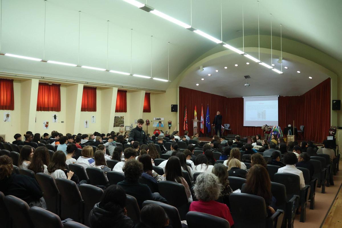 Proyecto "Las Mascaradas" en eI IES Universidad Laboral