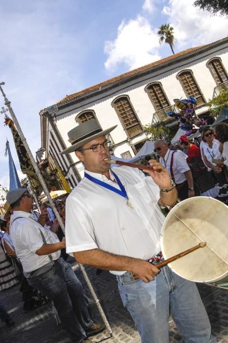 ROMERIA ROCIERA Y OFRENDA A LA VIRGEN