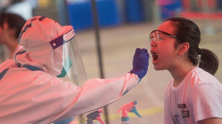 China acusa a EEUU de &quot;manipulación&quot; por considerar el posible origen del coronavirus en un laboratorio