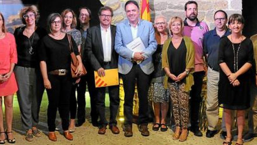 Imatge de grup de representants de CiU i ERC el dia de la signatura del pacte del Balç, l&#039;11 de juny passat