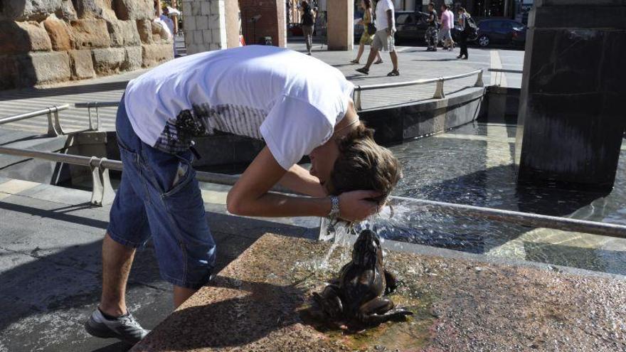 Prosigue el ascenso de temperaturas, que hoy podrán superar los 42 grados