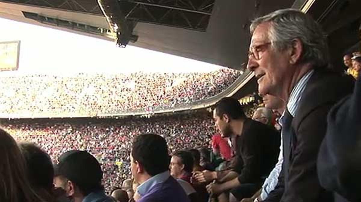 L’alcalde de Barcelona afirma en un vídeo que ser de l’Espanyol és una desgràcia.