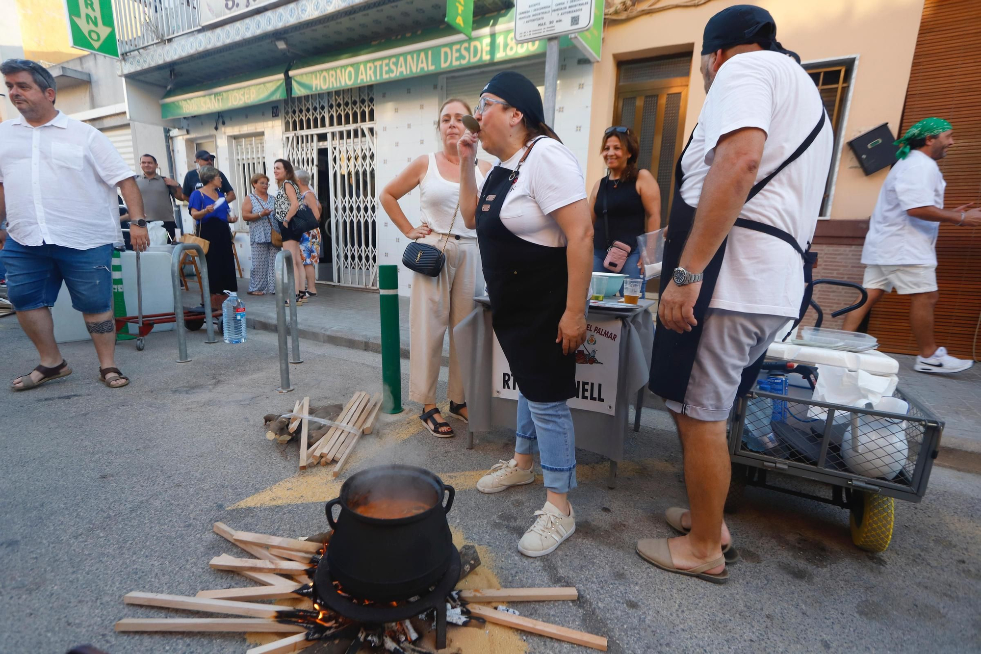 El concurso de "all i pebre" del Palmar, en imágenes