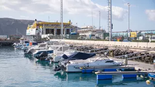 La Autoridad Portuaria asegura que el puerto de Los Cristianos alcanza su límite