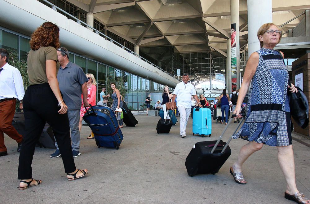 Operación salida en el aeropuerto de Málaga