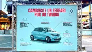 Murcia, protagonista en la polémica de Shakira y Piqué por este anuncio de Twingo en un centro comercial