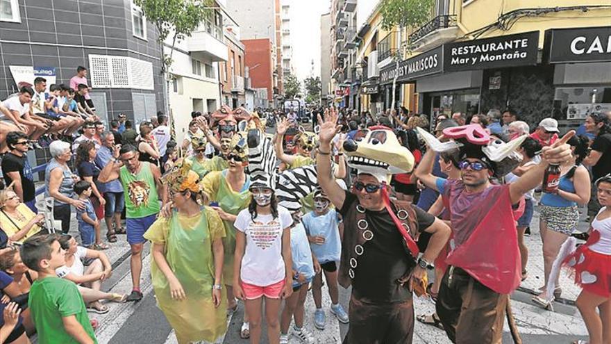 Tres heridos en el primer ‘bou al carrer’ de Sant Pere