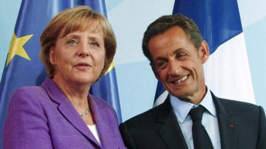Sarkozy y Merkel llegan a un acuerdo para el rescate de Grecia