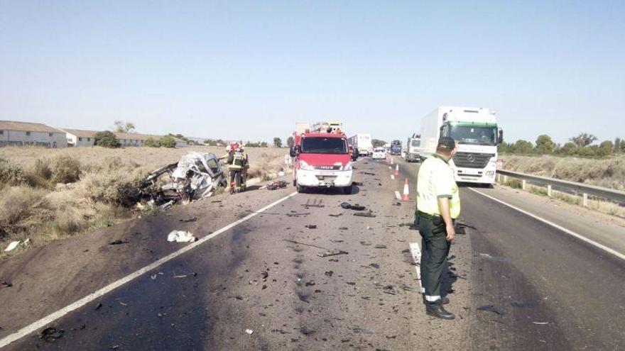 Un fallecido y un herido grave en un accidente en la N-II, en Pina de Ebro