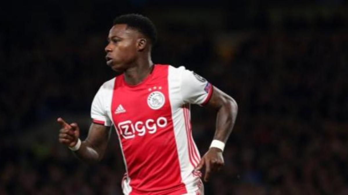 Quicy Promes, ex del Sevilla, ahora en el Ajax