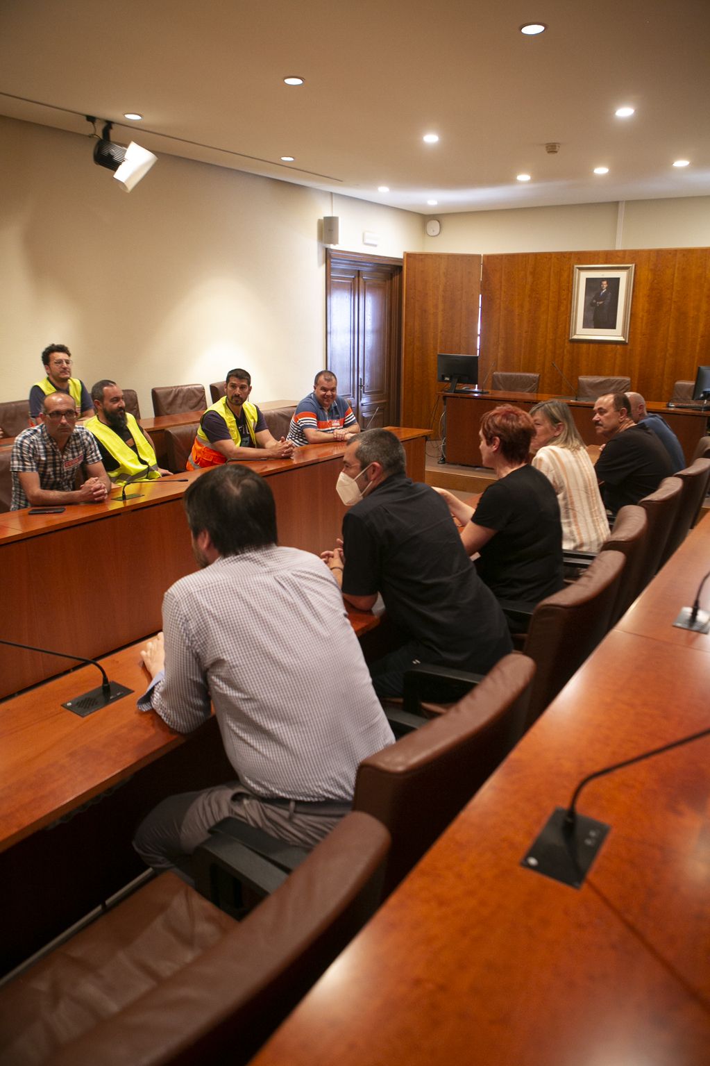 Los trabajadores de Saint-Gobain salen a la calle para frenar los despidos en Avilés