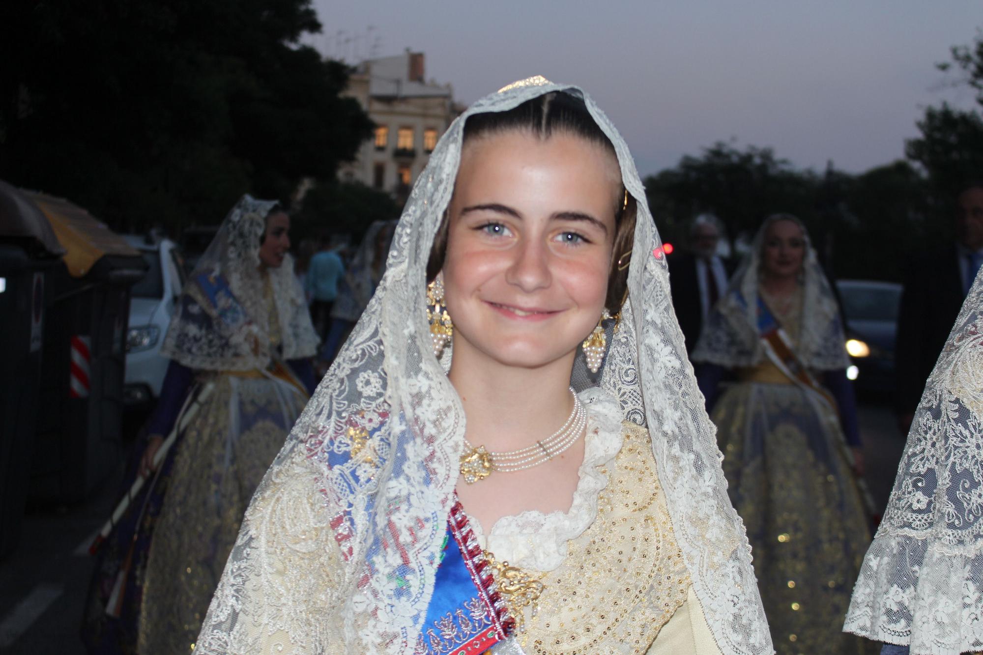 Carmen, Nerea, las cortes y las fallas de Zaidía acompañan al Cristo de la Fe