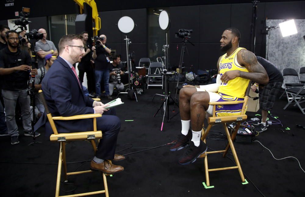 LeBron James habla por primera vez con los Lakers