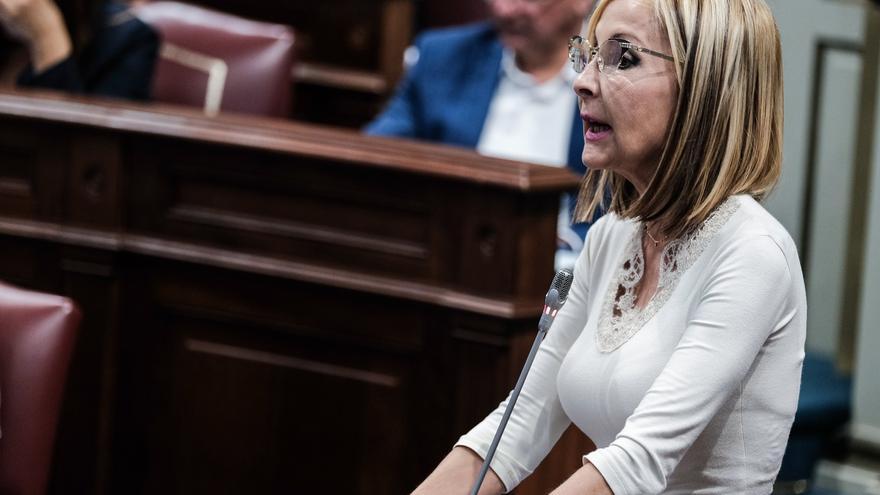 El Parlamento de Canarias reanuda sus sesiones estrenando los nuevos sillones