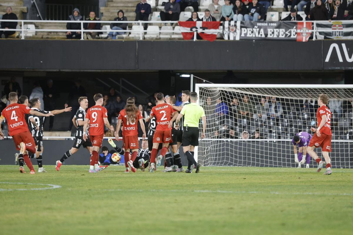 Todas las imágenes del encuentro entre el FC Cartagena y el CE Europa