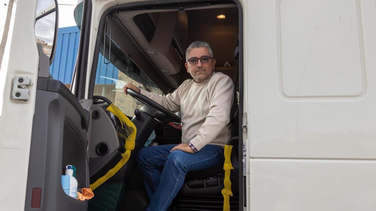 Emilio Aparisi, antes de comenzar el viaje hacia Liverpool.