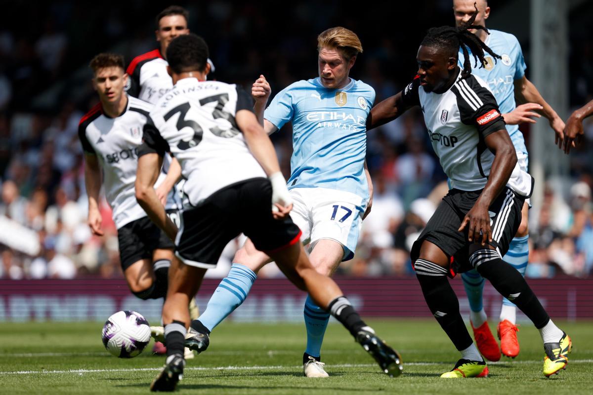 English Premier League - Fulham vs Manchester City