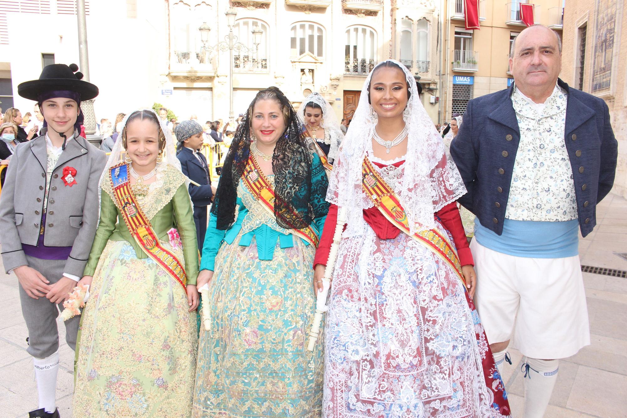 La fuerza de las Fallas en la Procesión de la Virgen (I)