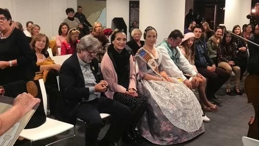 El Mocador otorga su premio VIP a la Associació  d&#039;Estudis Fallers