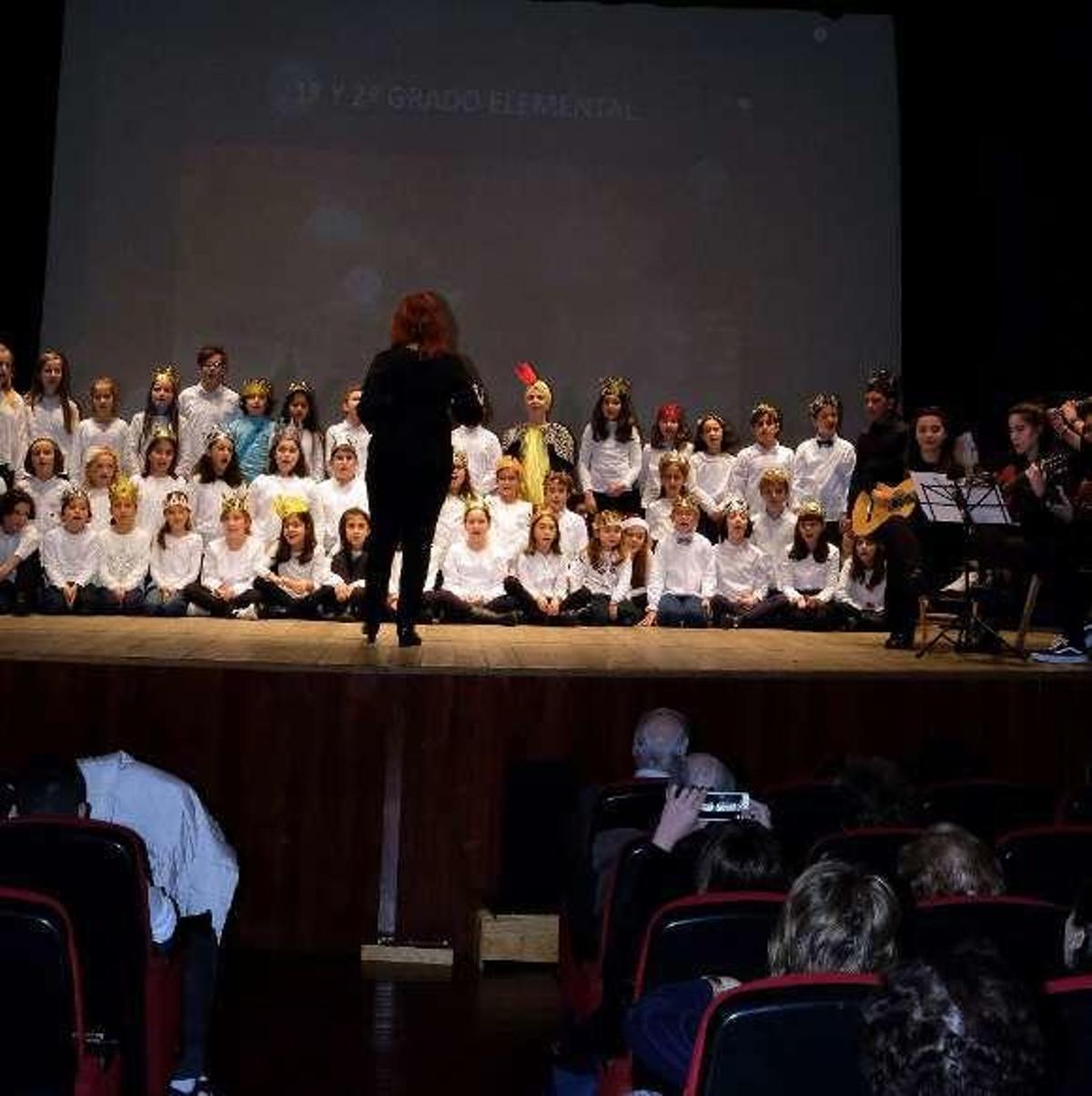 San Martín felicita la Navidad con sus niños