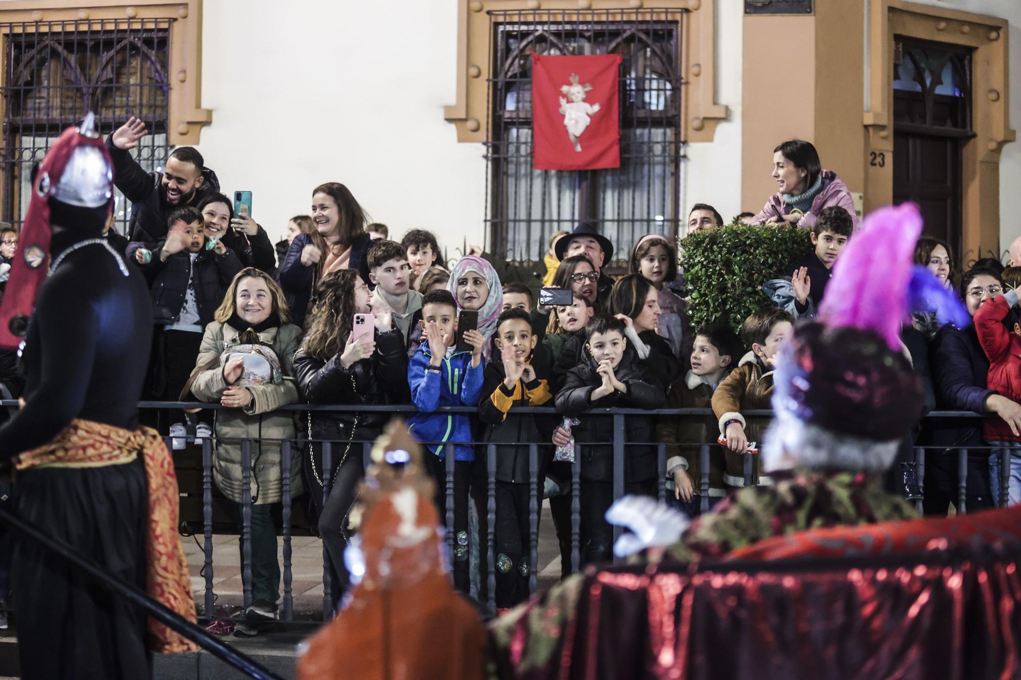 En imágenes: Así fue la multitudinaria cabalgata de Oviedo