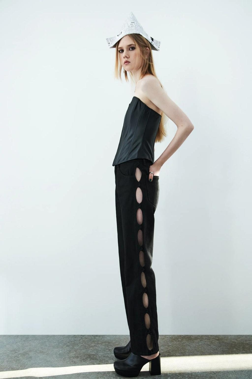 Jeans cut our de influencer de Zara