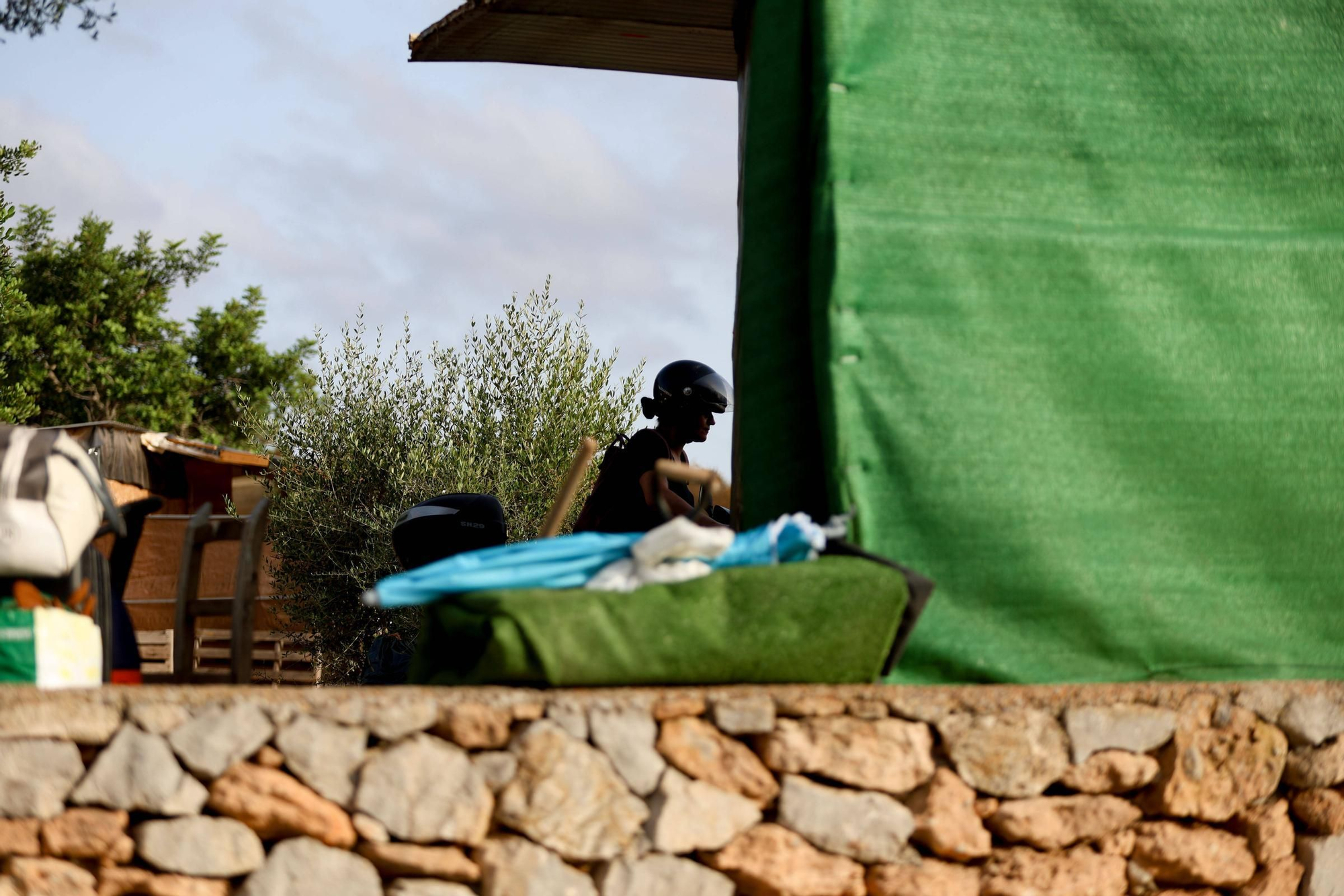 Todas las imágenes del desalojo de Can Rova 2 en Ibiza
