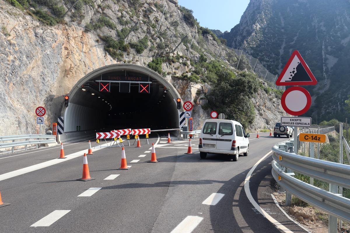 El túnel de Tresponts, a la C-14, reobre aquest divendres després de dos mesos tancat El túnel de Tresponts, a la C-14, reobre aquest divendres després de dos mesos tancat