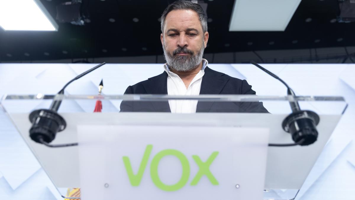 El líder de Vox, Santiago Abascal, en una rueda de prensa en la sede nacional del partido.
