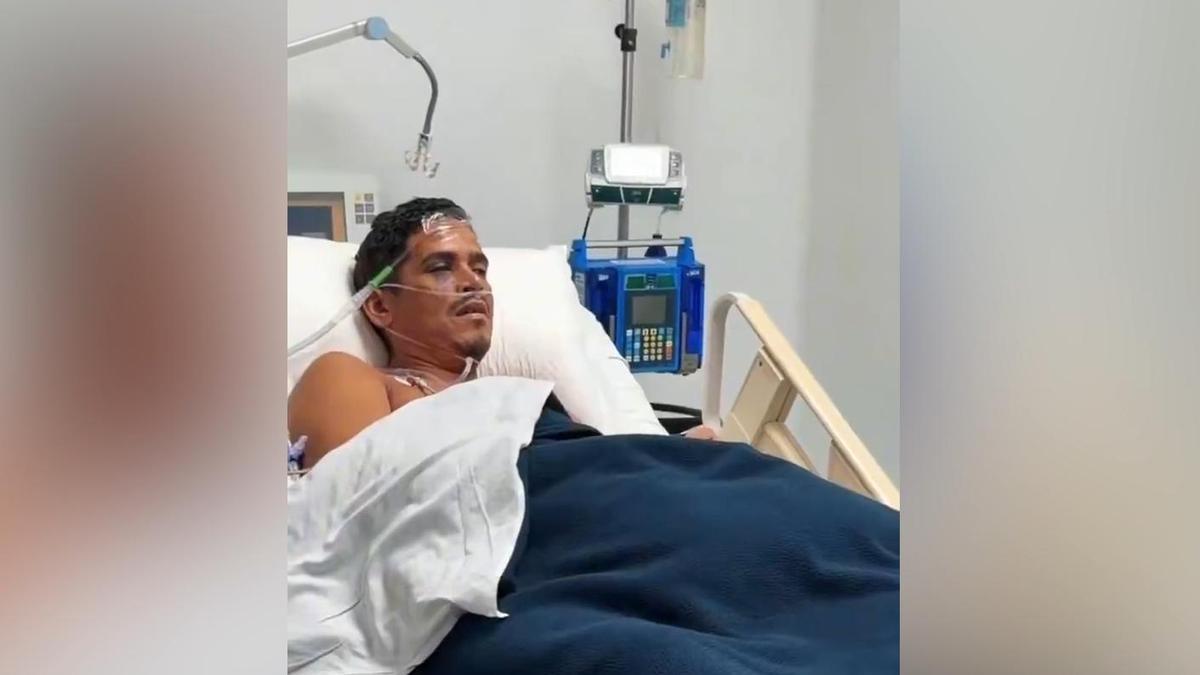 Delcy Rodríguez visita a Hernan el hombre rescatado con vida 8 días después de los terremotos que azotaron Venezuela