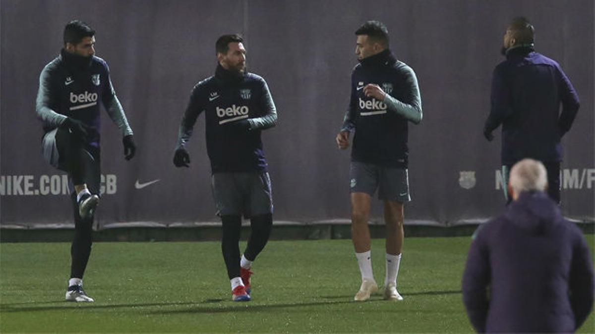 El Barça entrena por última vez antes de viajar a Levante