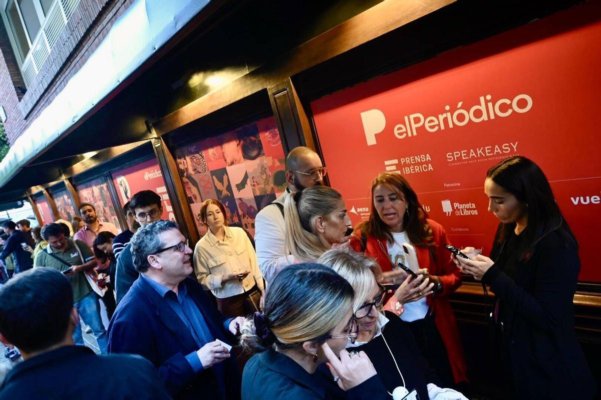 El suplemento 'abril' de EL PERIÓDICO celebra Sant Jordi en el Speakeasy El suplemento 'abril' de EL PERIÓDICO celebra Sant Jordi en el Speakeasy