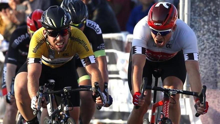 Cavendish gana el Tour de Catar, Kristoff firma un triplete
