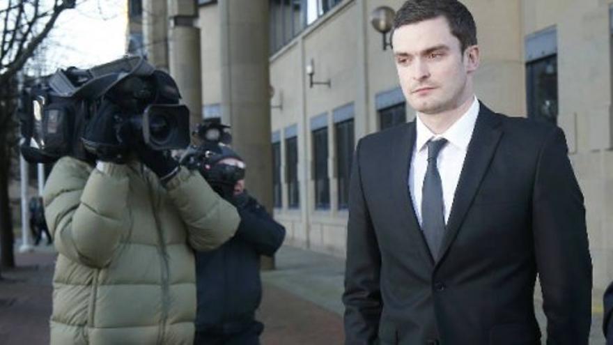 Adam Johnson se declara culpable de acosar a una menor