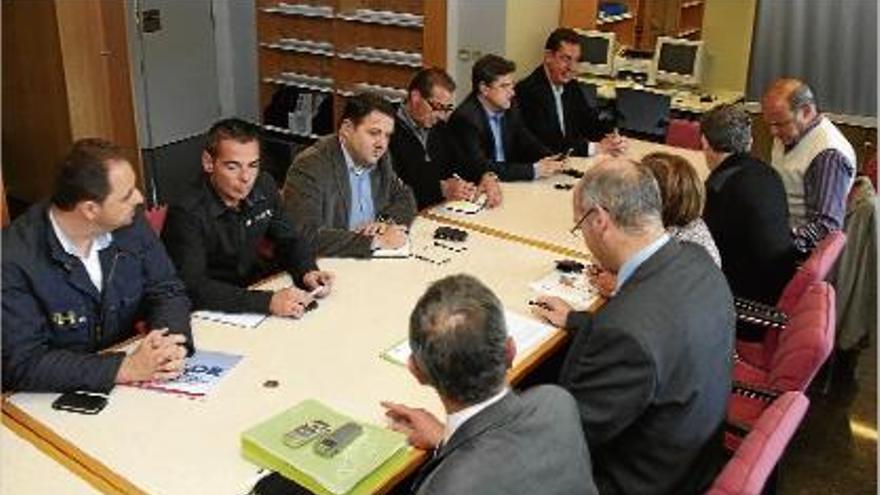 La cúpula de la Corporació es va reunir fa una setmana amb grups municipals de Lloret, Blanes i Callella.