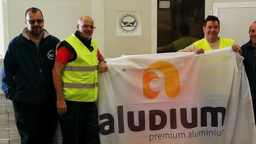 Aludium entrega 1.000 kilos al Banco de Alimentos