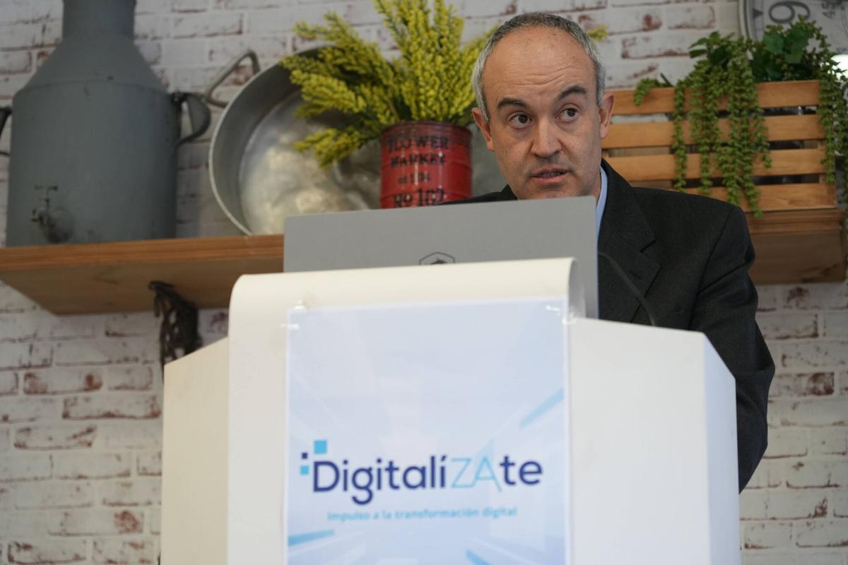 Hotel Ares. Evento Digitalízate sobre IA generativa y automatización de procesos Hotel Ares. Evento Digitalízate sobre IA generativa y automatización de procesos