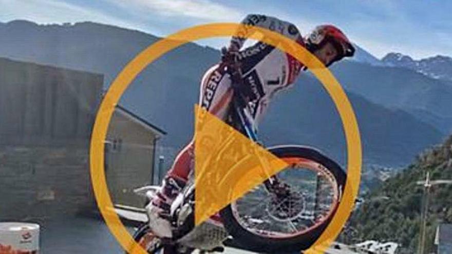 Toni Bou, en la terraza de su casa en Andorra