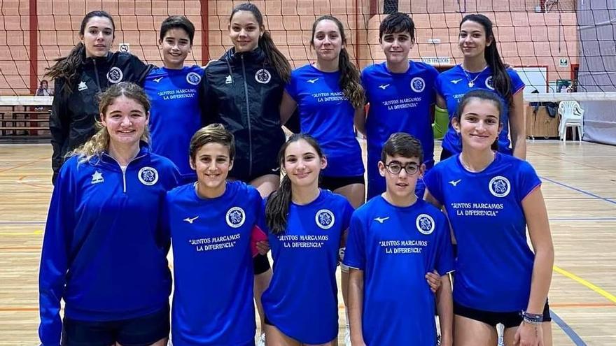 Jugadoras y jugadores del CV Gandia que participan en el campeonato de selecciones provinciales