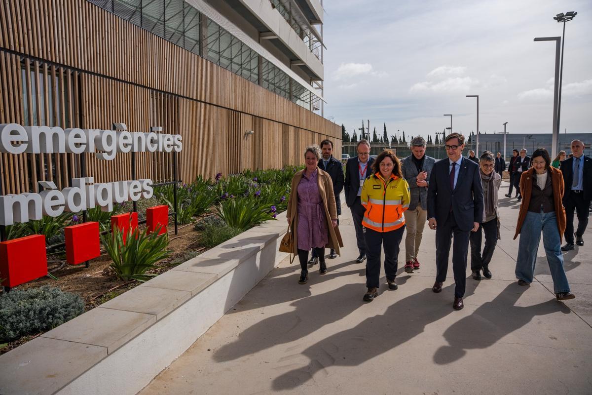 Salvador Illa inaugura la nueva sede del SEM en LHospitalet.
