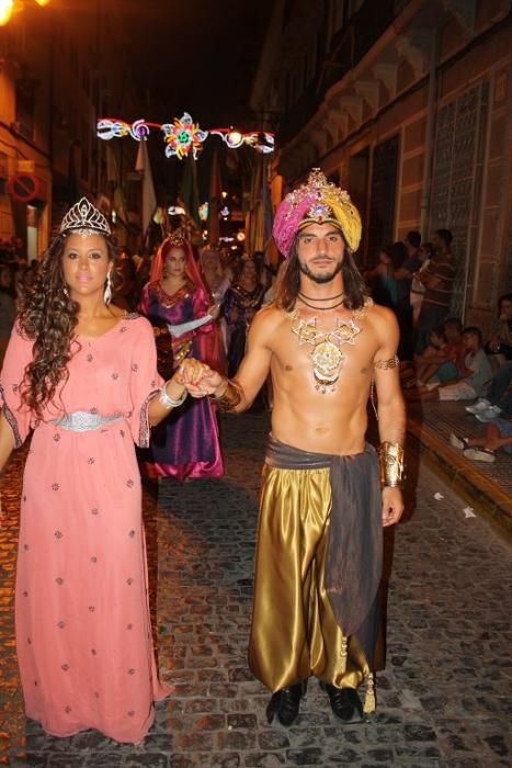 Los Moros y Cristianos de Jumilla cumplen treinta años con un espectacular desfile