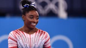 Simone Biles, en el calentamiento.