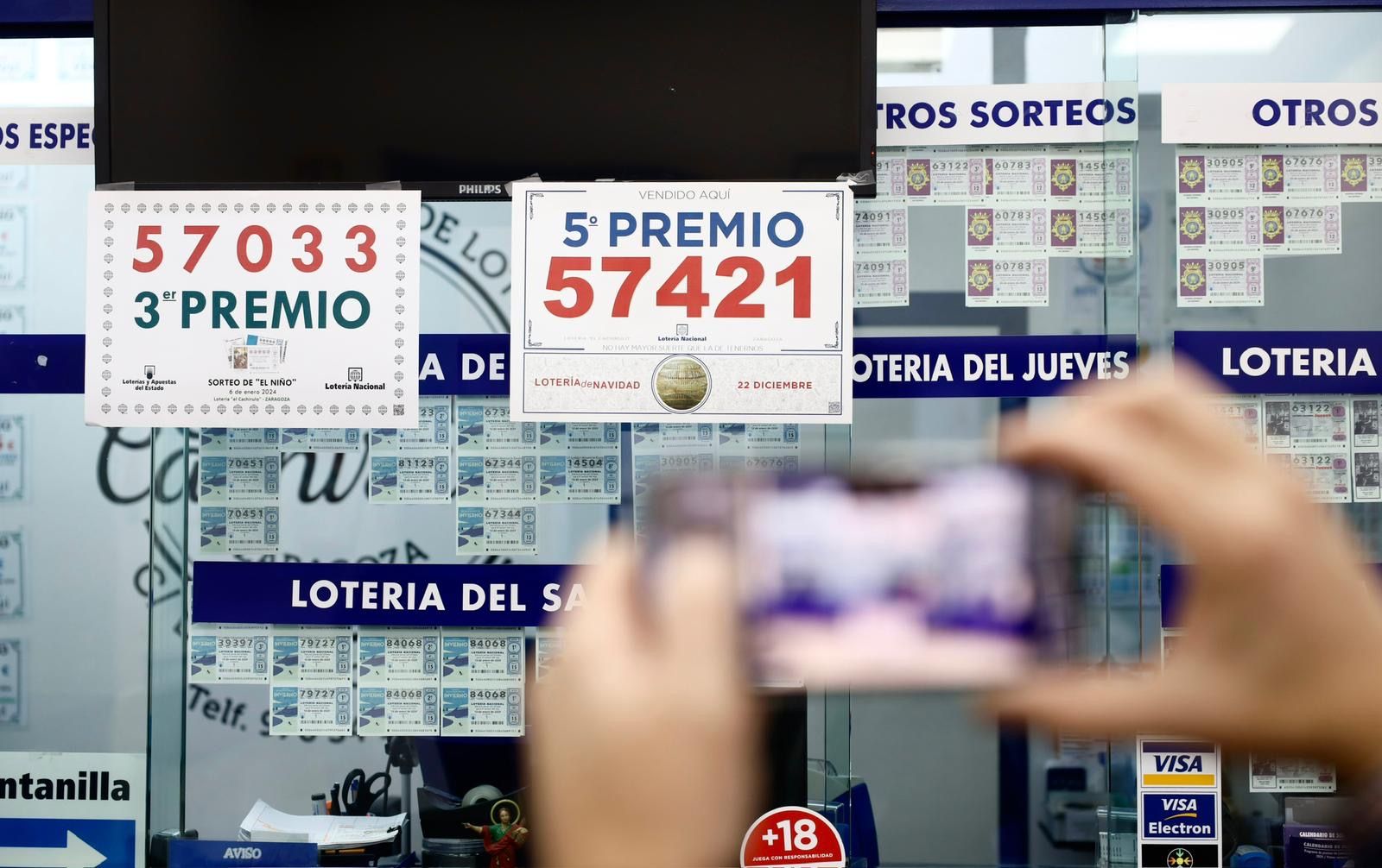 En imágenes | La Lotería del Niño deja 14 millones en Zaragoza