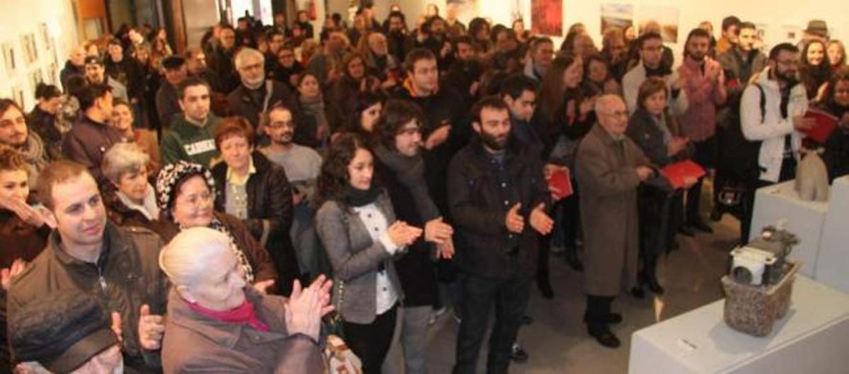 El colectivo Habelas se estrena en Vilagarcía  con un éxito rotundo