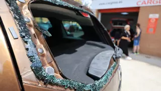Los talleres, tras la 'granizada': «No damos abasto: estamos reparando 10 coches por hora»