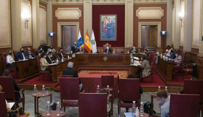 Pleno en el Ayuntamiento de Santa Cruz de Tenerife